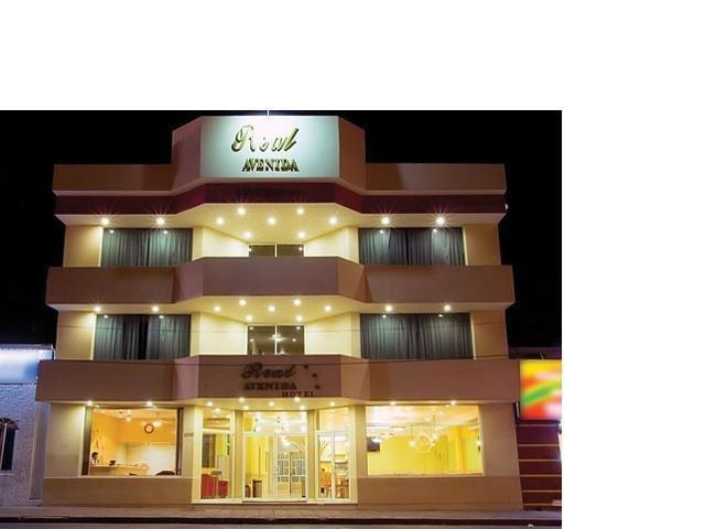 Real Avenida Hotel Tuxtla Gutierrez Bagian luar foto