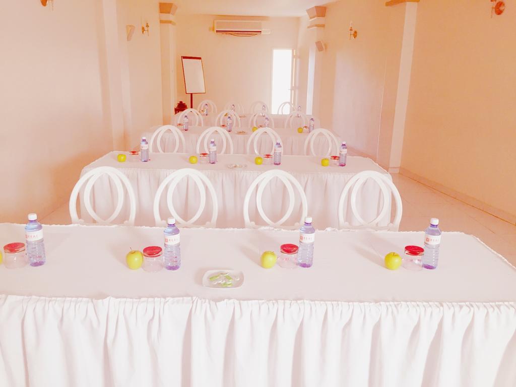 Real Avenida Hotel Tuxtla Gutierrez Bagian luar foto