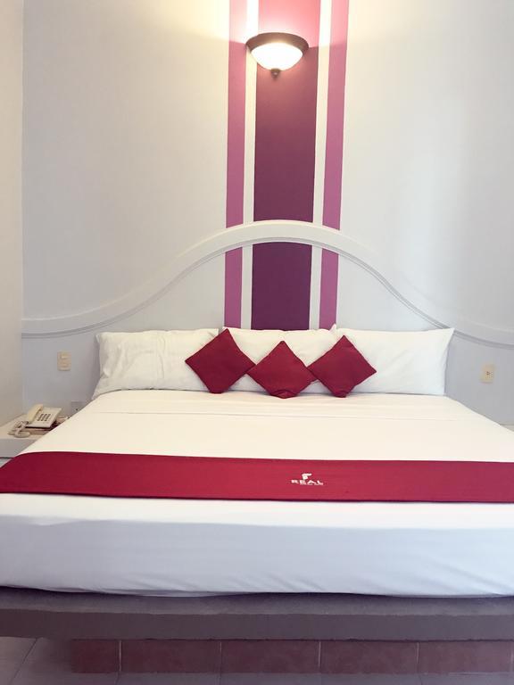 Real Avenida Hotel Tuxtla Gutierrez Bagian luar foto